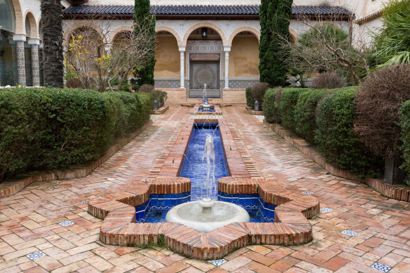 ANNA : PALACIO DE LOS CONDES DE CERVELLO Y OLLERIA : CONVENTO DE CAPUCHINOS. AMBOS CON ENTRADA INCLUIDA